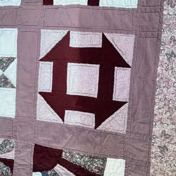 Vintage Handmade Quilt 66x52” Sampler Fan Pattern Purple Blue Coverlet Throw RV - Picture 13 of 16